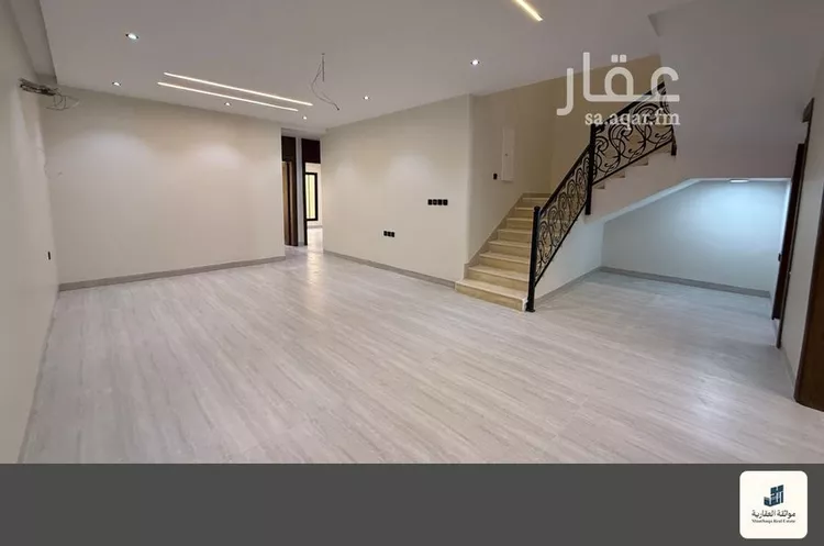 فيلا للبيع في شارع طاهر سنبل, حي هجر الثاني, مدينة الاحساء, المنطقة الشرقية صورة 3