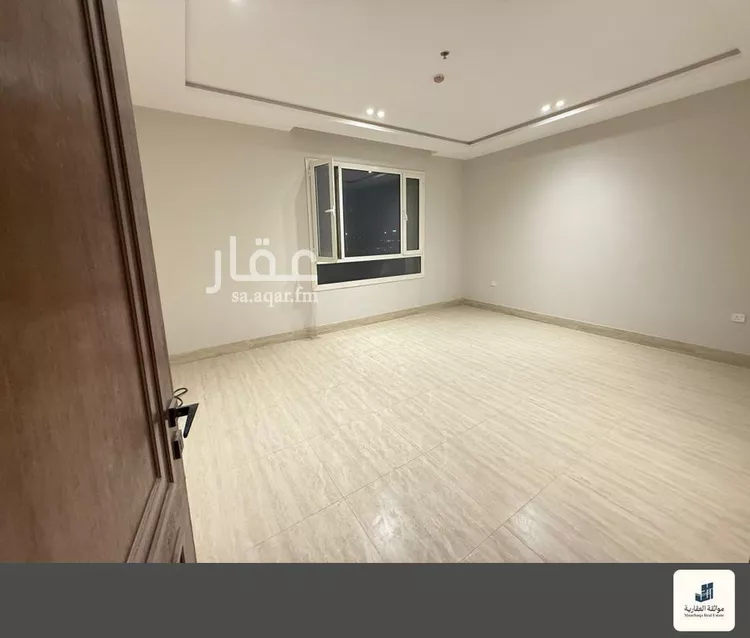 شقة للإيجار في شارع ام الهوشان, حي الحمراء, مدينة الخبر, المنطقة الشرقية 8