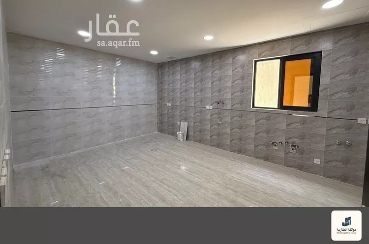 عمارة للبيع في شارع المغاوير, حي الأمواج, مدينة الخبر, المنطقة الشرقية 6