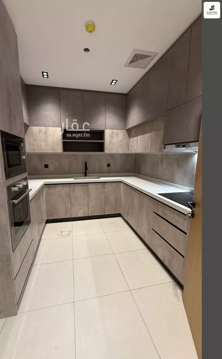 شقة للإيجار في شارع سكاكا, حي الحمراء, مدينة الخبر, المنطقة الشرقية صورة 5