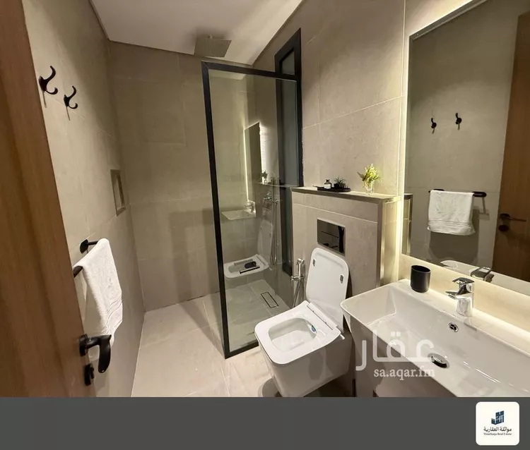 شقة للإيجار في شارع الامير عبدالعزيز ابن فهد ابن عبدالعزيز, حي الحزام الذهبي, مدينة الخبر, المنطقة الشرقية صورة 4