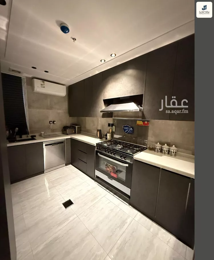 شقة للإيجار في شارع 10 B, حي الحمراء, مدينة الخبر, المنطقة الشرقية صورة 2