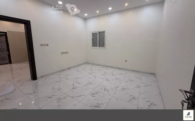 فيلا للبيع في شارع غزلان, حي الصواري, مدينة الخبر, المنطقة الشرقية 5