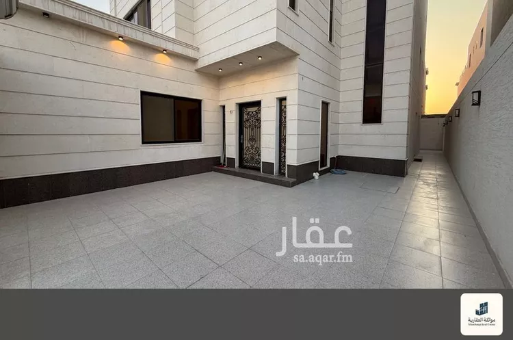 فيلا للإيجار في شارع 305, حي الأمواج, مدينة الخبر, المنطقة الشرقية صورة 2
