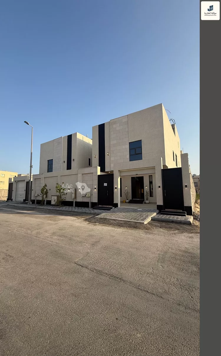 فيلا للبيع في شارع النابغه الشيباني, حي الصواري, مدينة الخبر, المنطقة الشرقية