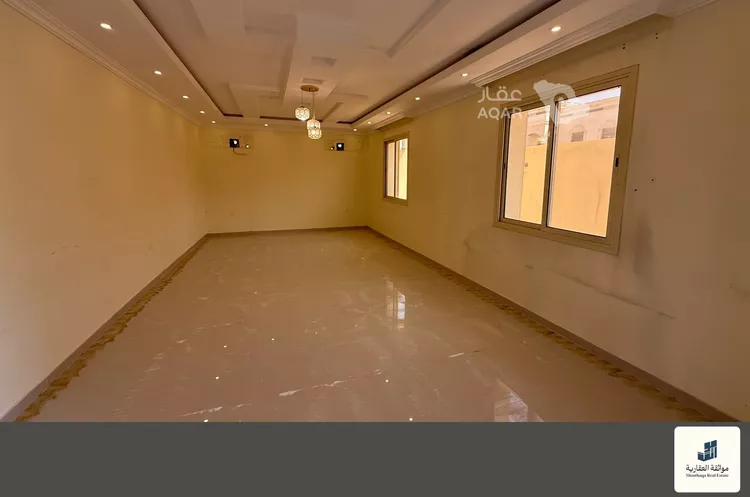 Floor for Rent in Al Khobar Al Amwaj 9