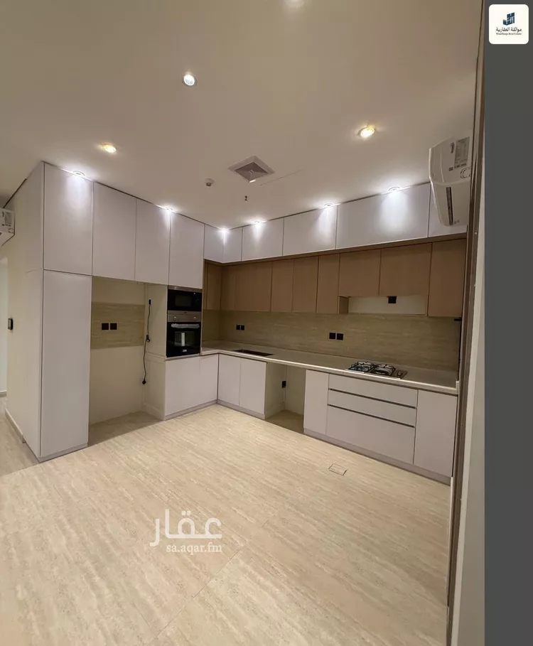 شقة للإيجار في شارع قرية العليا, حي الحمراء, مدينة الخبر, المنطقة الشرقية صورة 2