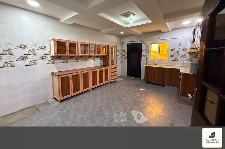 Floor for Rent in Al Khobar Al Amwaj 10