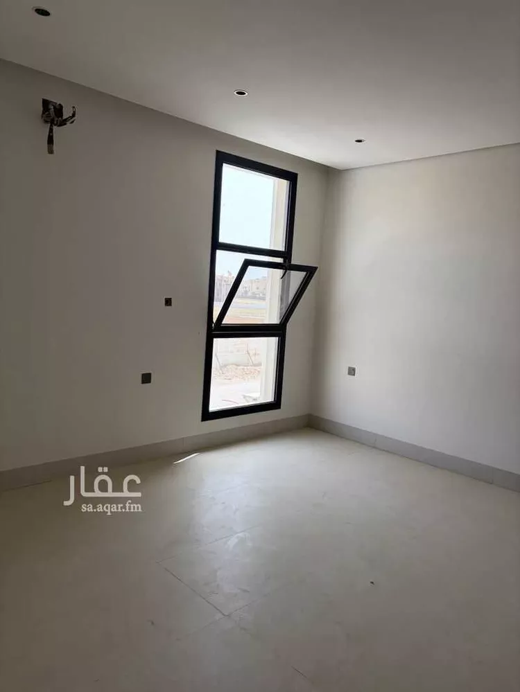 Floor for Rent in Riyadh Al Qirawan 1 صورة