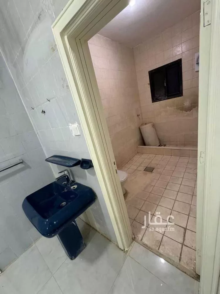 فيلا للإيجار في شارع أم حبيبة بنت أبي سفيان , حي العريجاء الغربي, مدينة الرياض, منطقة الرياض صورة 5