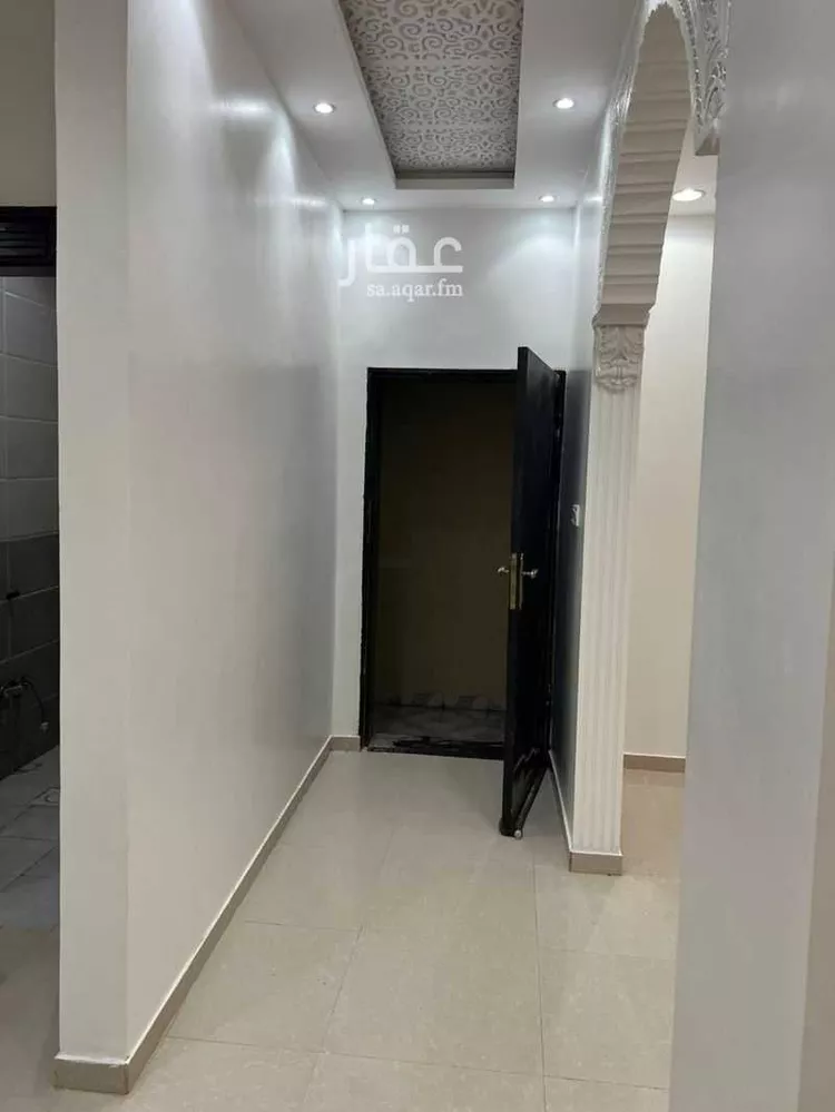 دور للبيع في شارع النقال, حي طويق, مدينة الرياض, منطقة الرياض صورة 3
