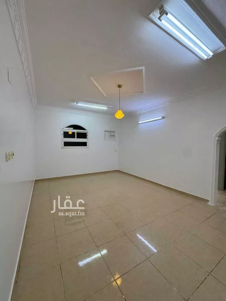 شقة للإيجار في شارع الساعه, حي ظهرة لبن, مدينة الرياض, منطقة الرياض صورة 3