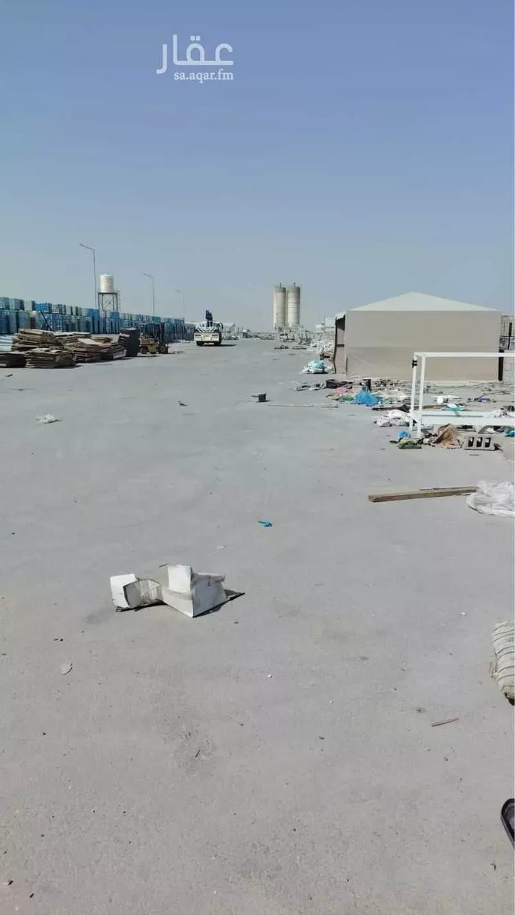 مستودع للإيجار في صفوى ، القطيف