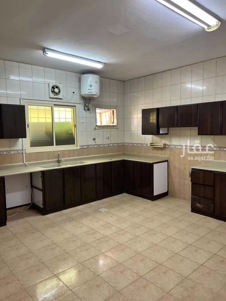 شقة للبيع في شارع سعيد بن عبيد, حي الحمراء, مدينة الجبيل, المنطقة الشرقية صورة 2