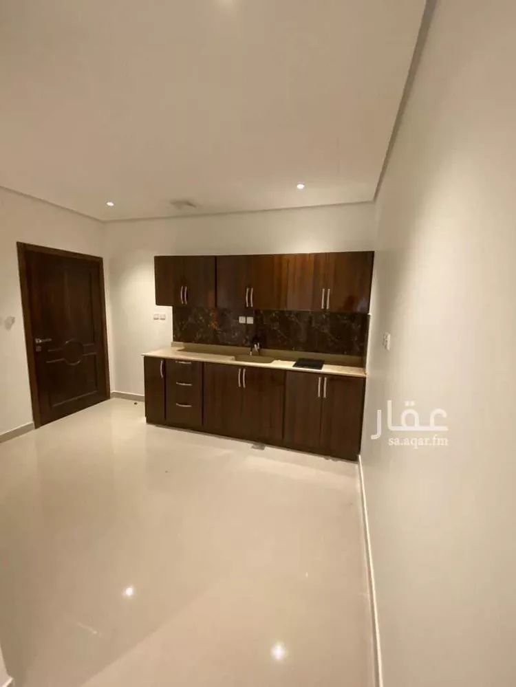 شقة للإيجار في شارع حنبل بن هلال, حي الكوثر, مدينة الخبر, المنطقة الشرقية صورة 3