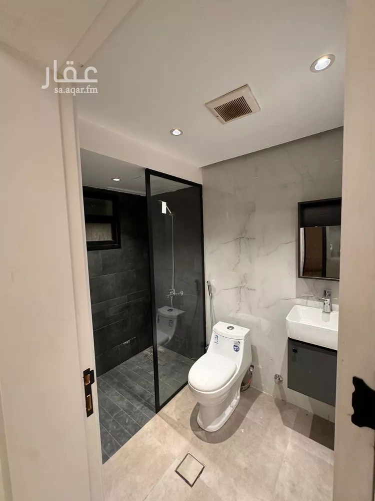شقة للإيجار في شارع الحصير, حي الملقا, مدينة الرياض, منطقة الرياض صورة 3