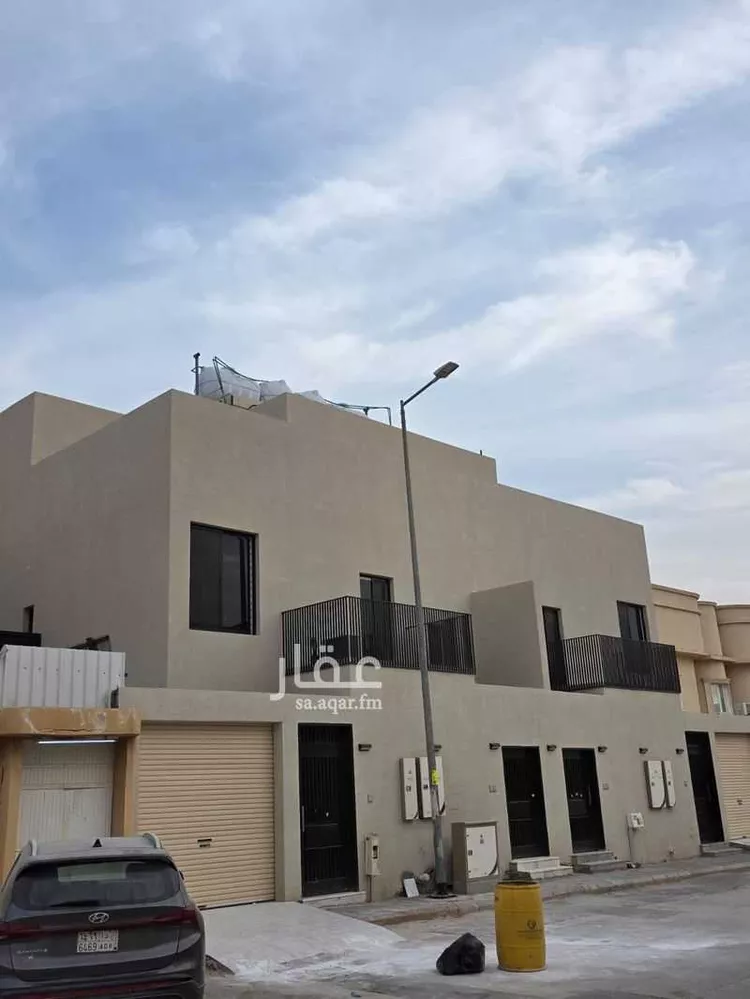 دور للبيع في شارع ابن مصلح, حي الخليج, مدينة الرياض, منطقة الرياض