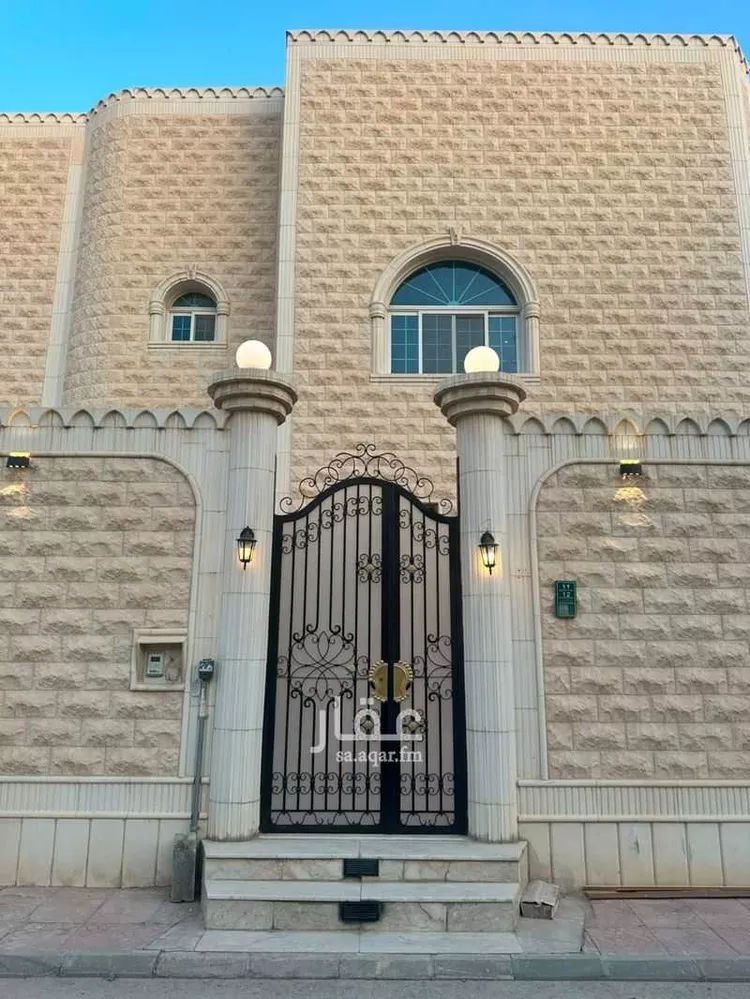 فيلا للبيع في شارع إياس بن عمرو, حي السليمانية, مدينة الرياض, منطقة الرياض صورة 4