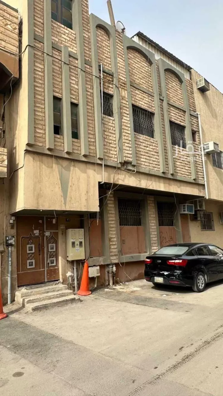 عمارة للبيع في شارع سعيد بن مسيب ، حي أم الحمام الغربي ، الرياض ، منطقة الرياض صورة 2