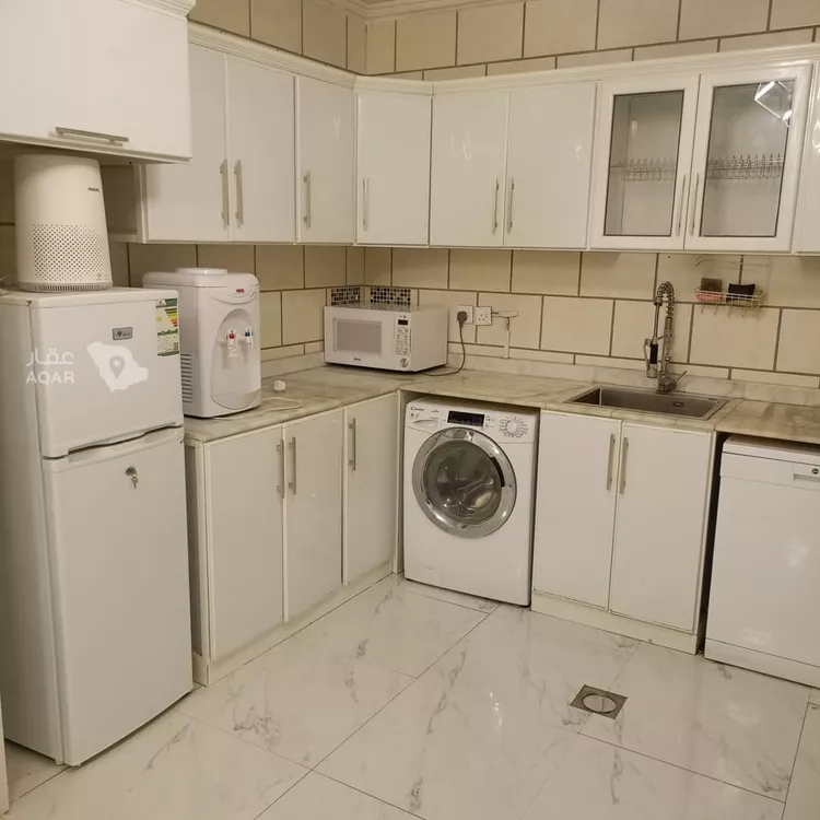 شقة للبيع في شارع العشيرة, حي ظهرة لبن, مدينة الرياض, منطقة الرياض 15