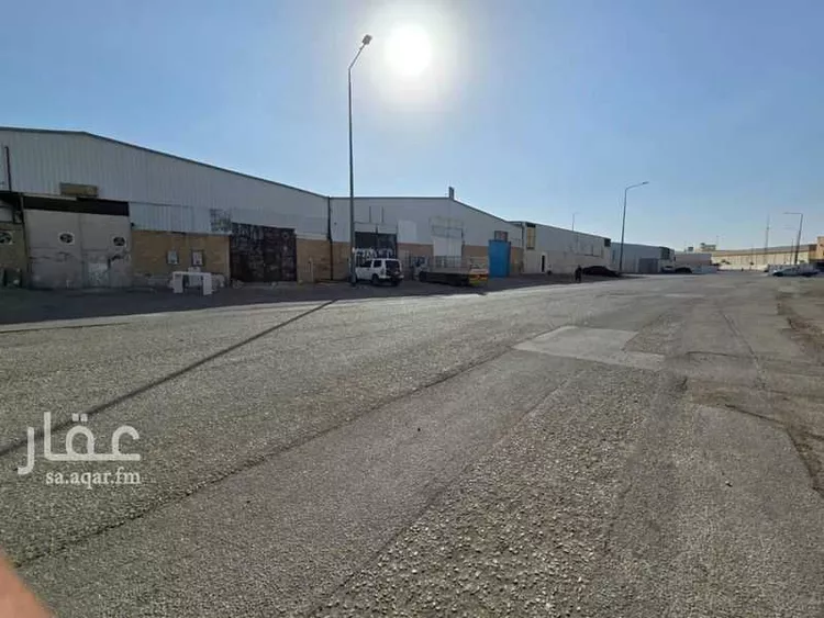 محل للبيع في شارع ابي الحسن الفصيحي, حي العوالي, مدينة الرياض, منطقة الرياض صورة 3