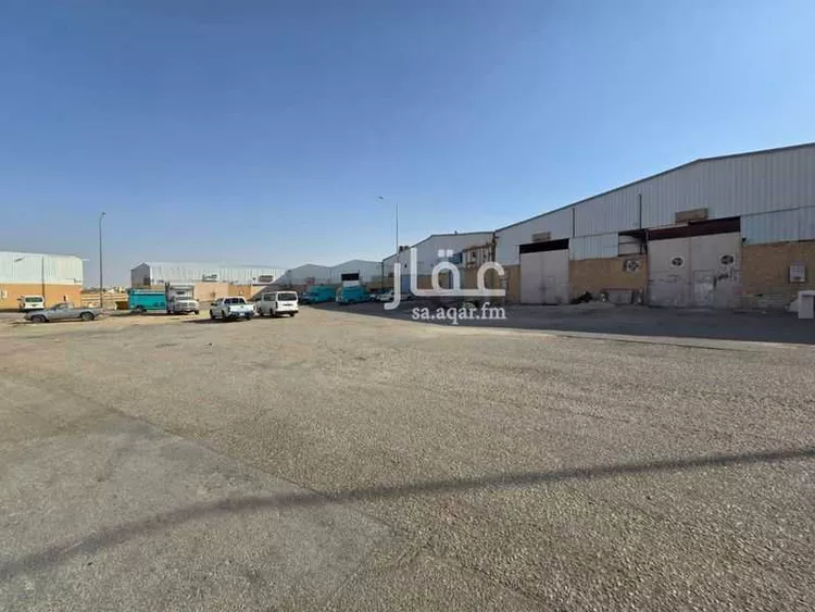 محل للبيع في شارع ابي الحسن الفصيحي, حي العوالي, مدينة الرياض, منطقة الرياض صورة 2