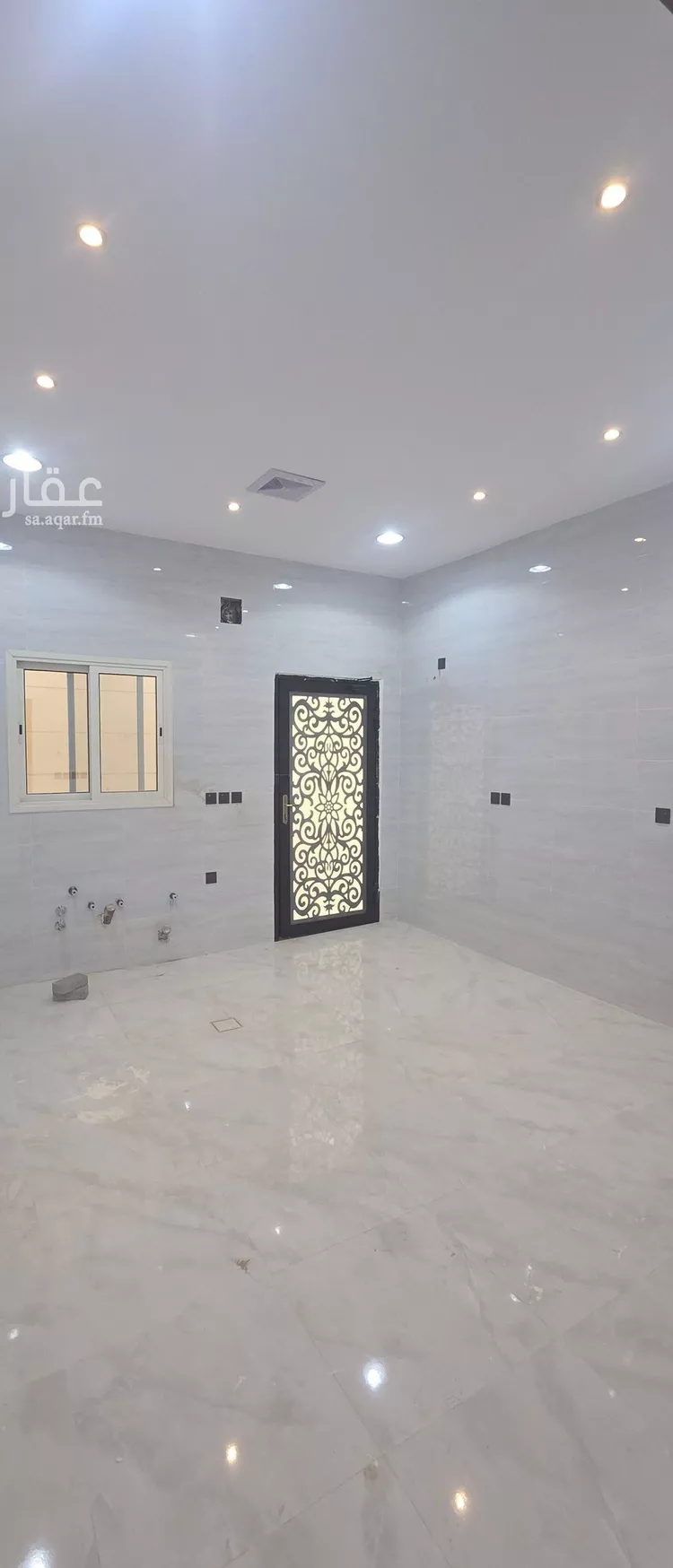 فيلا للبيع في شارع حي ج26 301, حي حي الربوة - بقيق, مدينة بقيق, المنطقة الشرقية صورة 2