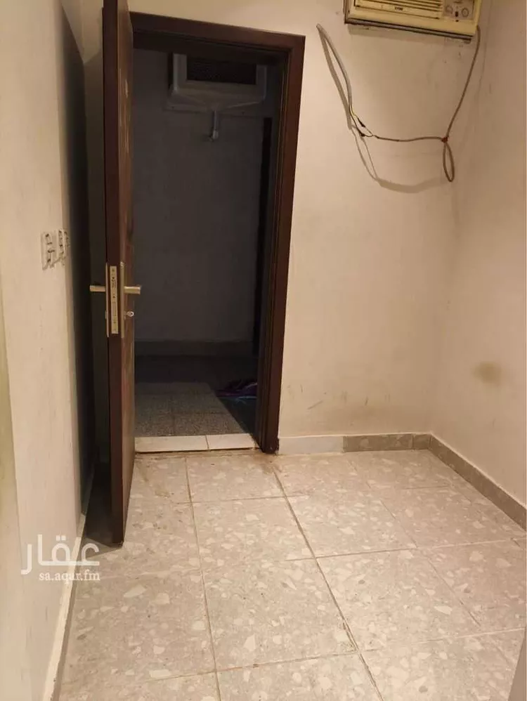 شقة للإيجار في شارع عثمان بن عفان ، حي الشرفية ، جدة ، جدة صورة 4