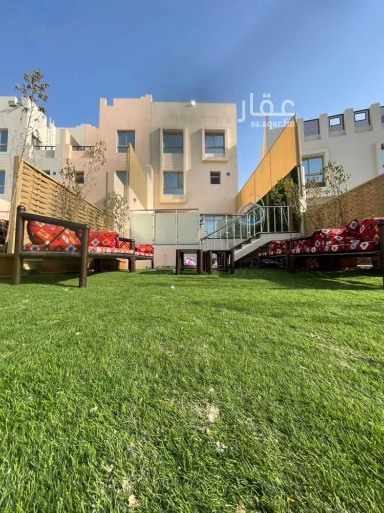 فيلا للبيع في الظهران ، الدمام صورة 3