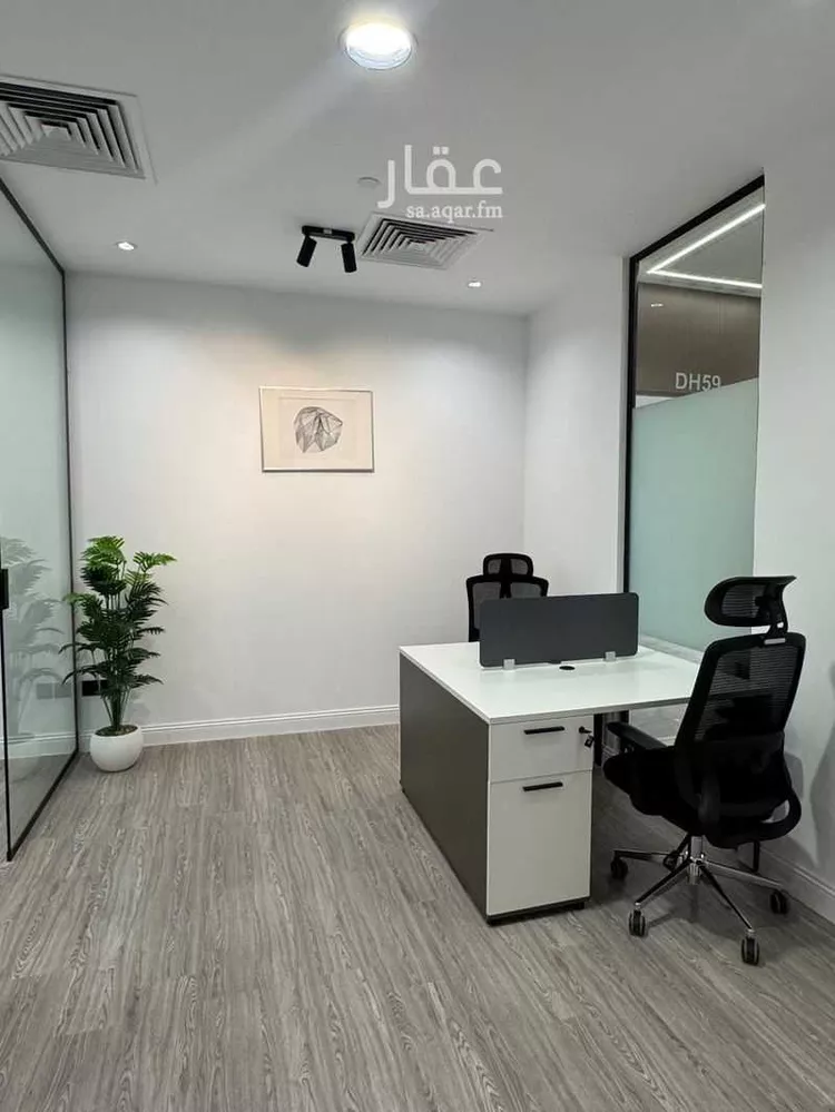 مكتب تجاري للإيجار في شارع الملك فهد الفرعي, حي العليا, مدينة الرياض, منطقة الرياض صورة 4