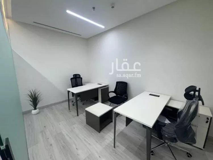 مكتب تجاري للإيجار في شارع طريق الملك فهد, حي العليا, مدينة الرياض, منطقة الرياض