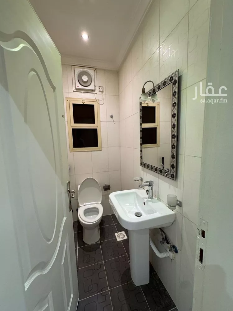 شقة للإيجار في شارع طريق المدينة المنورة فرعي, حي السلامة, مدينة جدة, منطقة مكة المكرمة صورة 2
