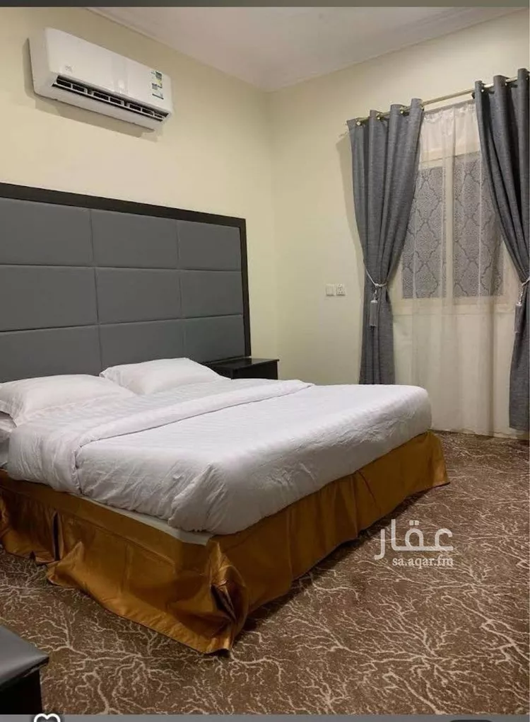 عمارة للبيع في شارع الحزام الدائرى لخميس مشيط, حي الجامعيين, مدينة خميس مشيط, منطقة عسير