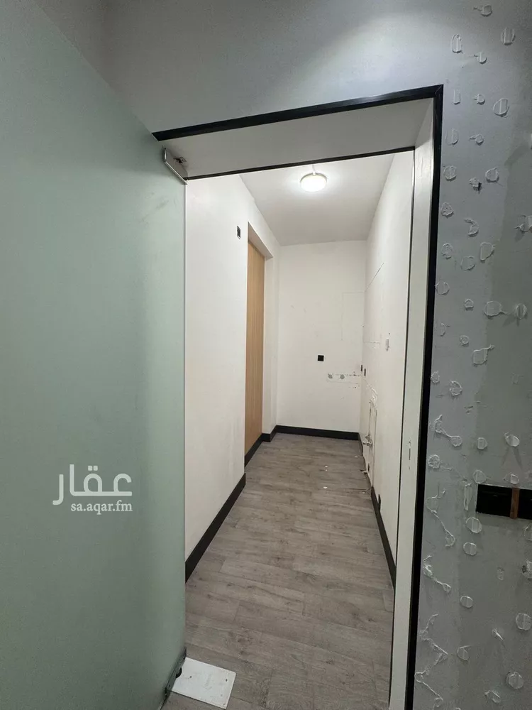 مكتب تجاري للإيجار في شارع المحمديه, حي المحمدية, مدينة جدة, منطقة مكة المكرمة 12