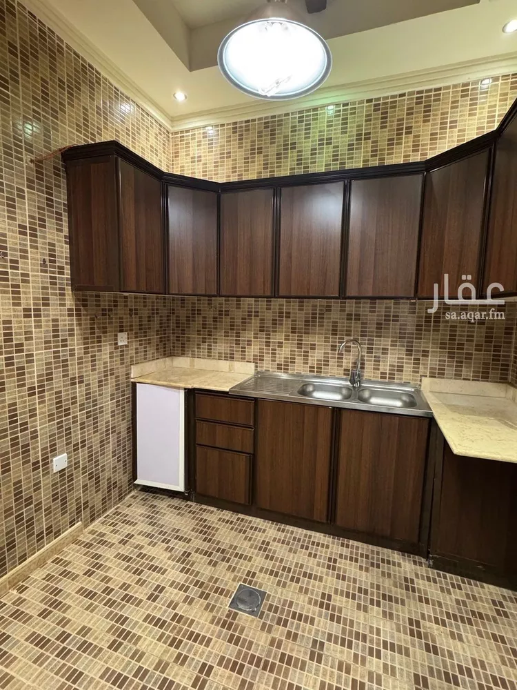 شقة للإيجار في شارع ابراهيم مرزوق, حي الروضة, مدينة جدة, منطقة مكة المكرمة