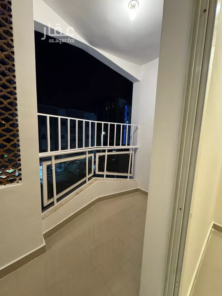 شقة للإيجار في شارع القنديل, حي العزيزية, مدينة جدة, منطقة مكة المكرمة