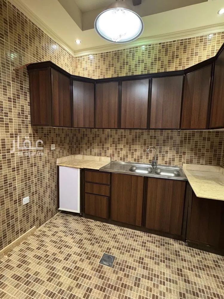 شقة للإيجار في شارع ابراهيم مرزوق, حي الروضة, مدينة جدة, منطقة مكة المكرمة