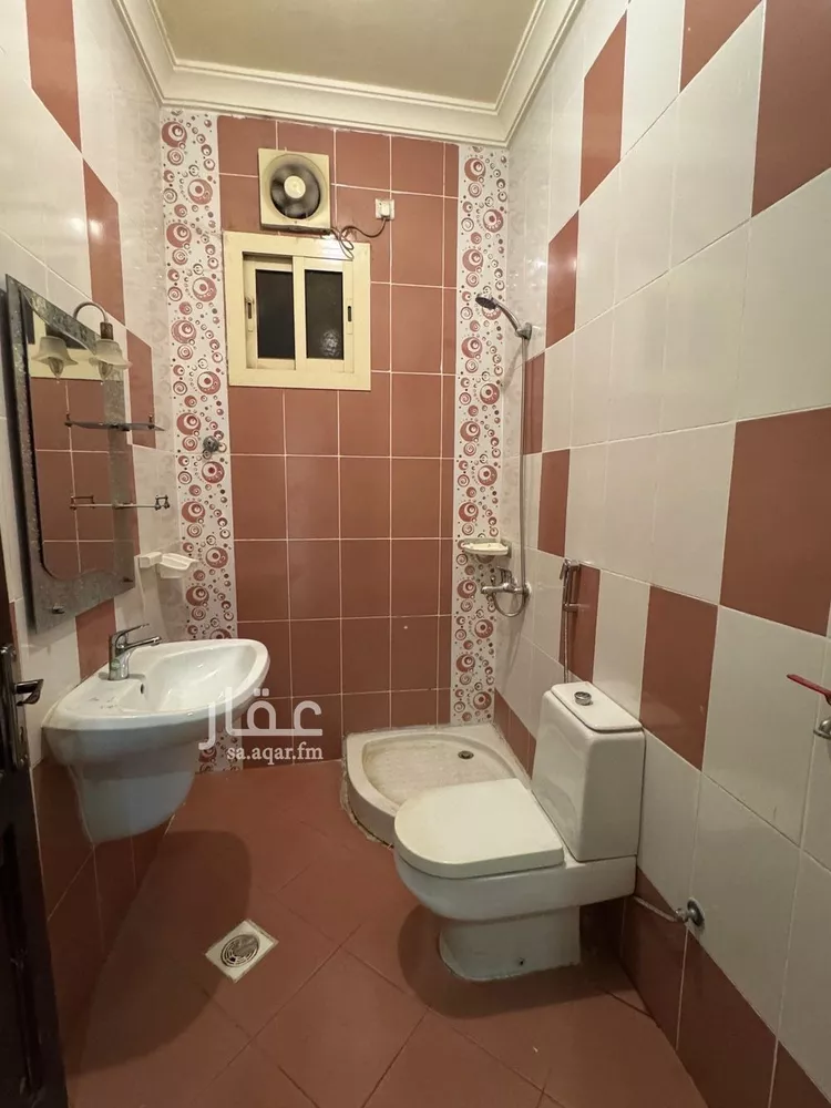 شقة للإيجار في شارع القاسم بن امية, حي الحمدانية, مدينة جدة, منطقة مكة المكرمة 12