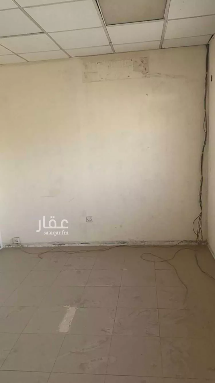 مكتب تجاري للإيجار في شارع عمر بن عبدالعزيز, حي الملز, مدينة الرياض, منطقة الرياض صورة 3