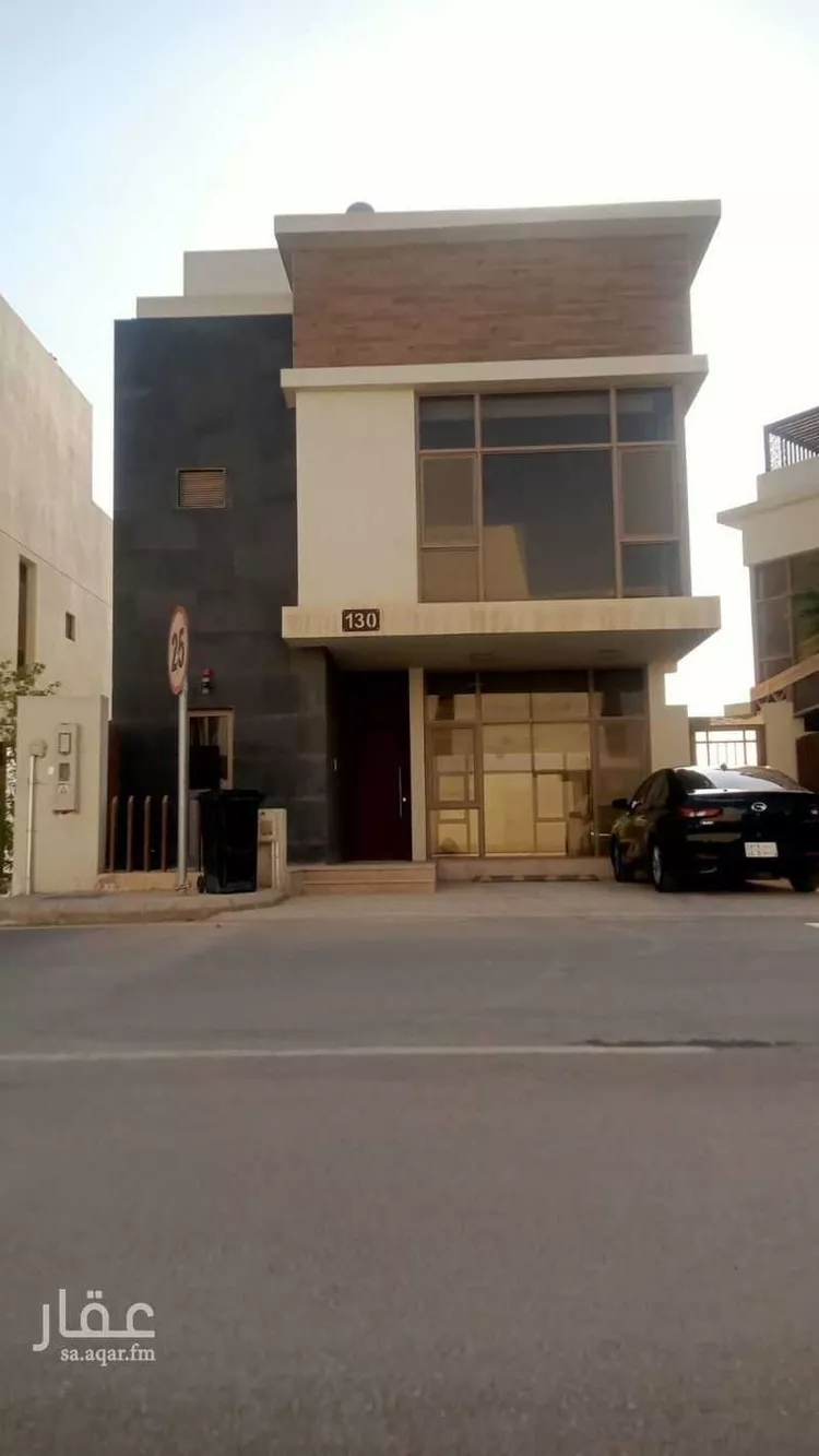 فيلا للإيجار في شارع احمد بن محمد الصباغ, حي المونسية, مدينة الرياض, منطقة الرياض