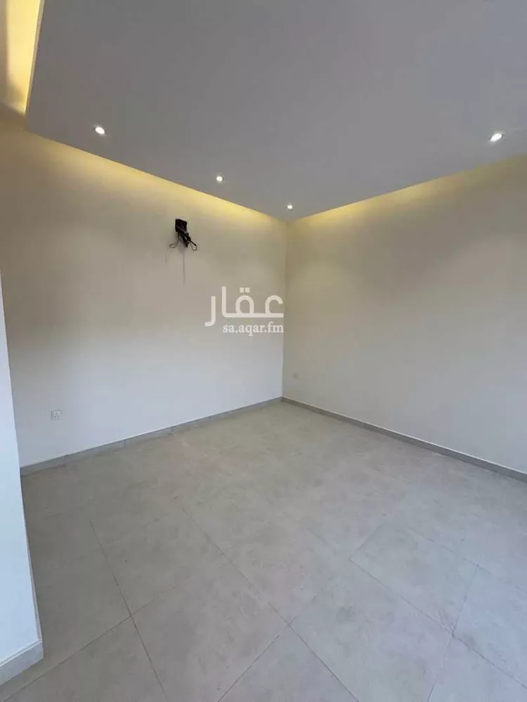 دور للبيع في شارع جبل أثال, حي الدار البيضاء, مدينة الرياض, منطقة الرياض صورة 3