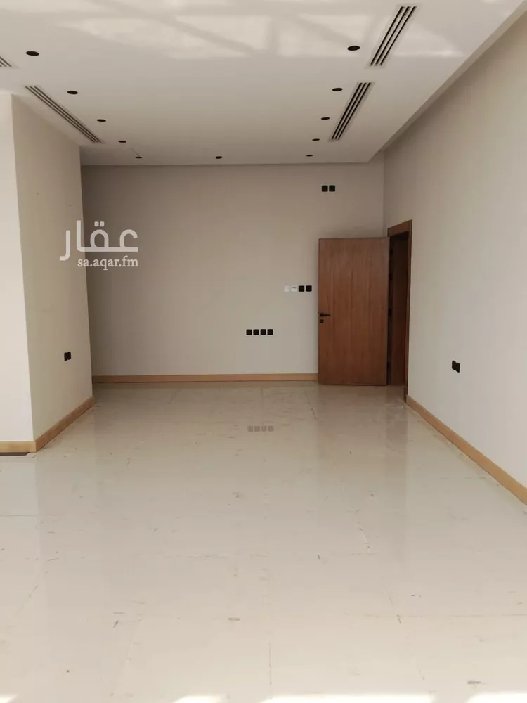 مكتب تجاري للإيجار في شارع عثمان بن عفان الفرعي, حي النرجس, مدينة الرياض, منطقة الرياض صورة 2