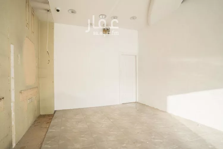 محل للإيجار في شارع الحسن بن علي, حي الروضة, مدينة الرياض, منطقة الرياض صورة 2