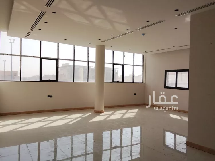 مكتب تجاري للإيجار في شارع عثمان بن عفان الفرعي, حي النرجس, مدينة الرياض, منطقة الرياض
