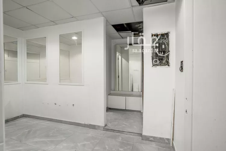 محل للإيجار في شارع الحسن بن علي, حي الروضة, مدينة الرياض, منطقة الرياض صورة 5