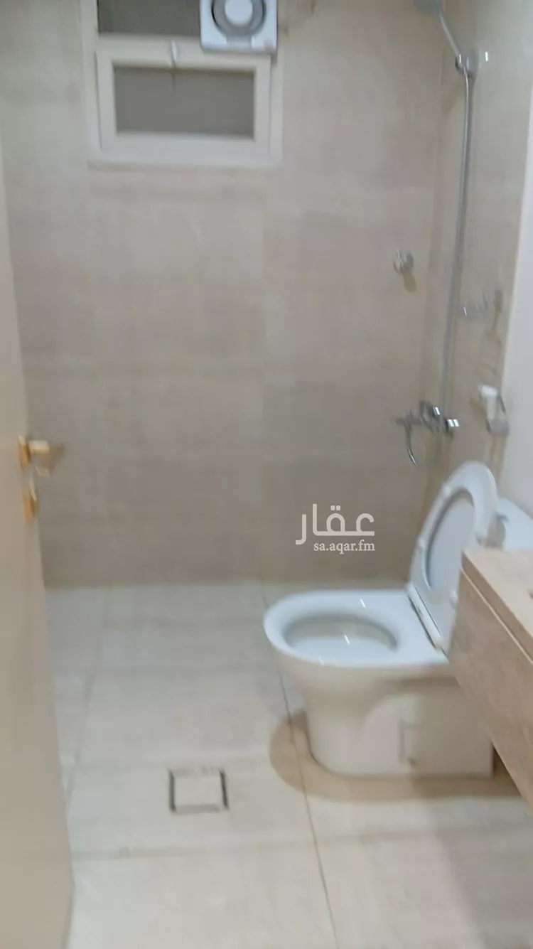 فيلا للإيجار في شارع الحسين بن الحسن, حي الروابي, مدينة الرياض, منطقة الرياض 8