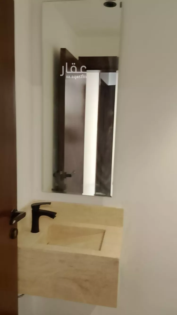مكتب تجاري للإيجار في شارع الحسن بن علي, حي الروضة, مدينة الرياض, منطقة الرياض صورة 3