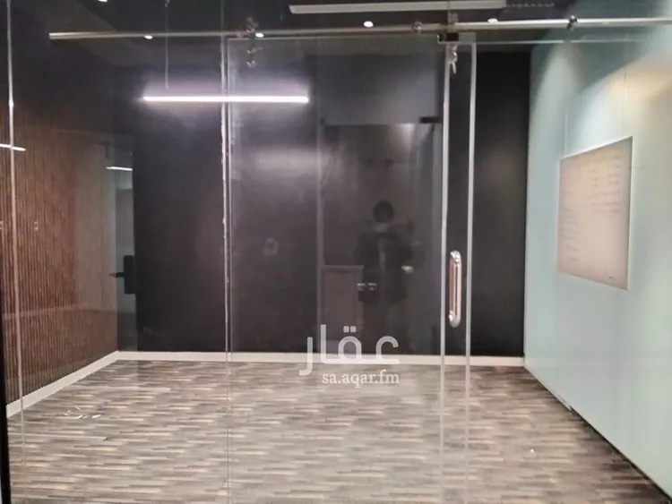 مكتب تجاري للإيجار في شارع عثمان بن عفان الفرعي, حي النرجس, مدينة الرياض, منطقة الرياض