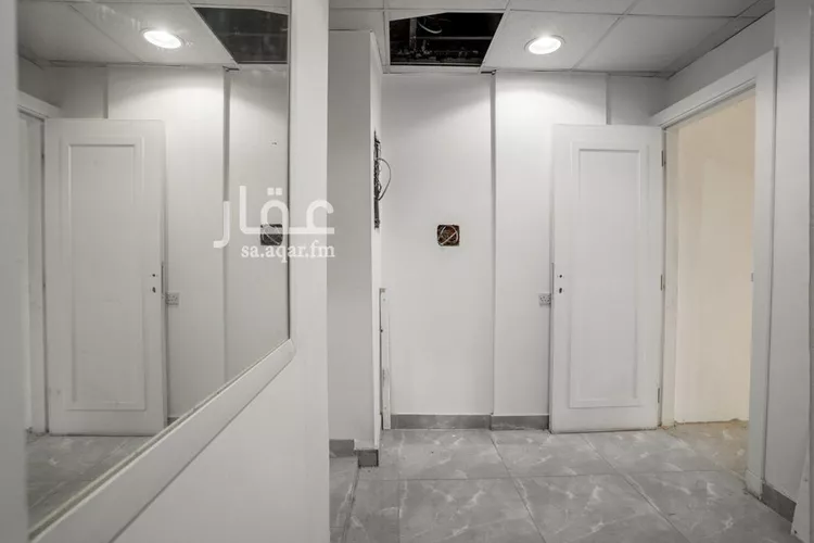 محل للإيجار في شارع الحسن بن علي, حي الروضة, مدينة الرياض, منطقة الرياض صورة 3