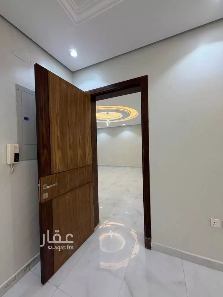 فيلا للبيع في شارع البراء بن مالك, حي الشراع, مدينة الخبر, المنطقة الشرقية صورة 4